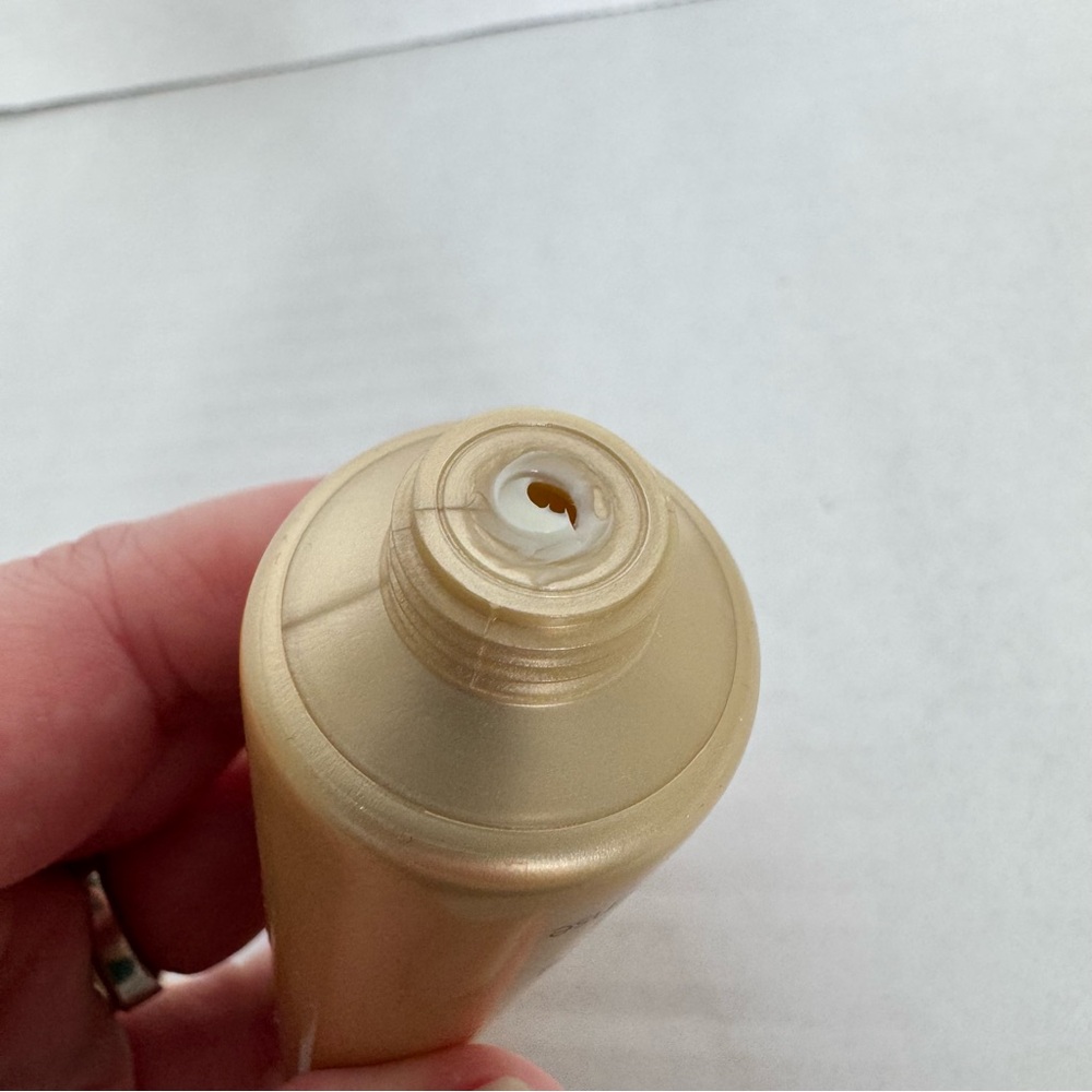 Estée Lauder Re-Nutriv Intensive Smoothing Hand Creme 1oz Travel Size 80% Full - Picture 5 of 7